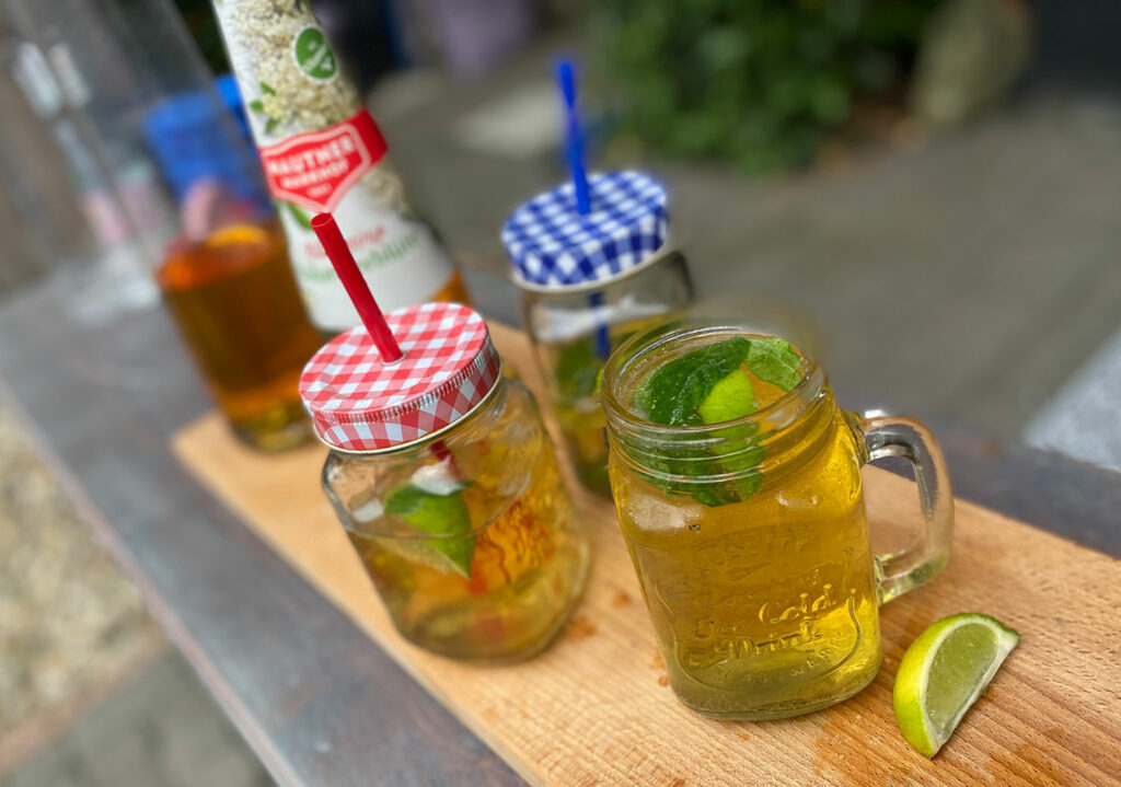 Vlierbessen limoen prosecco cocktail