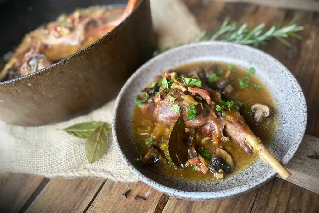 Traditionele-Hazenpeper-de-klassieke-wildstoofpot