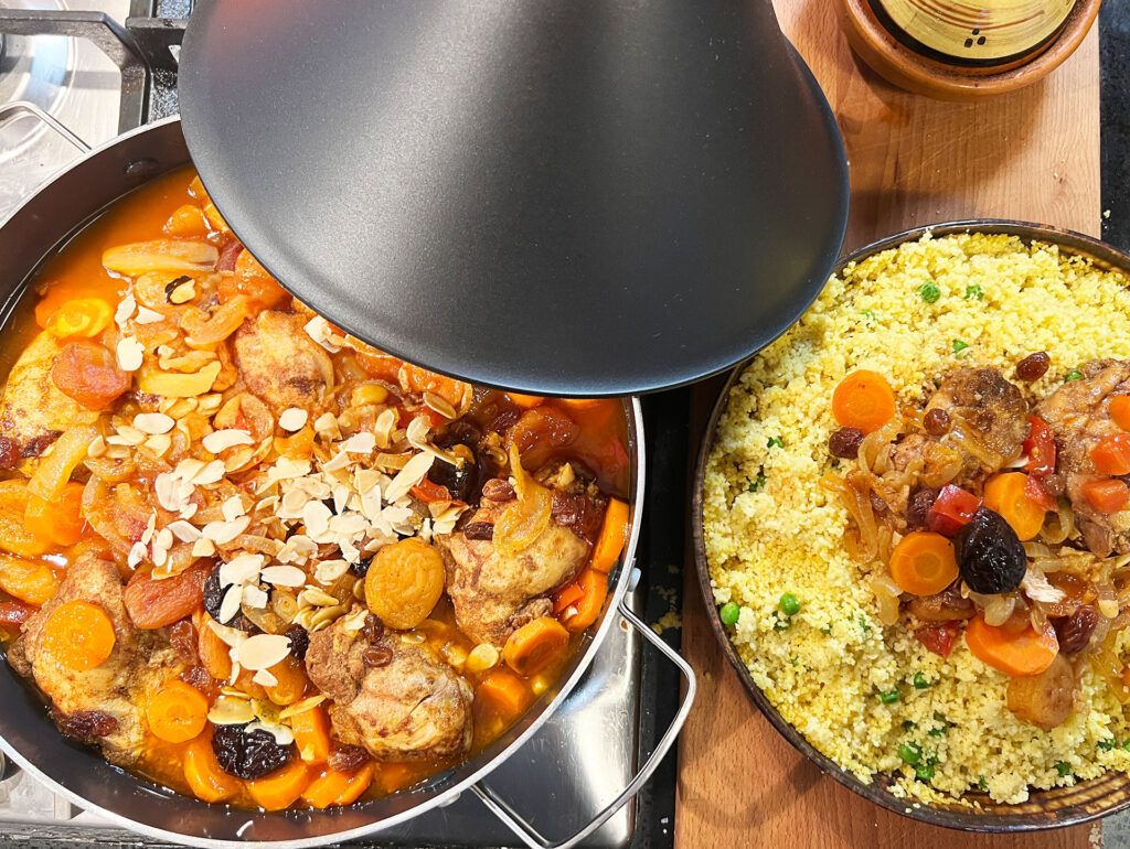 Tajine met kip abrikoos en amandelen