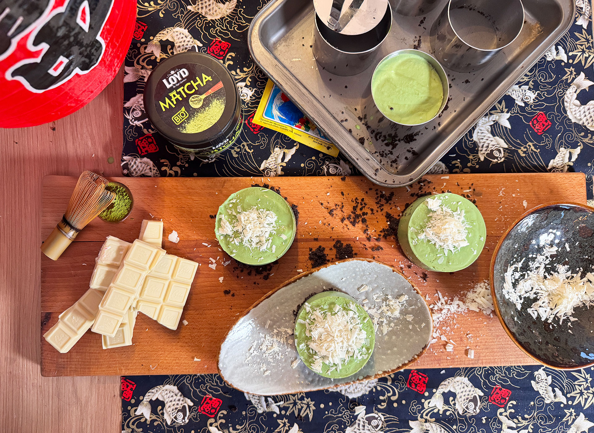 No bake Romige matcha desserttaartjes met Oreo bodem